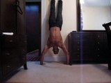 My Road to 20 Handstand Push-Ups (Episode 01)