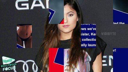 Kylie Jenner Flaunts Cleavage in Sexy Bikini