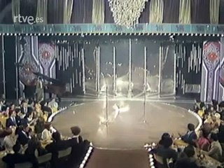 Ana y Johnny - Yo Tambien Necesito Amar