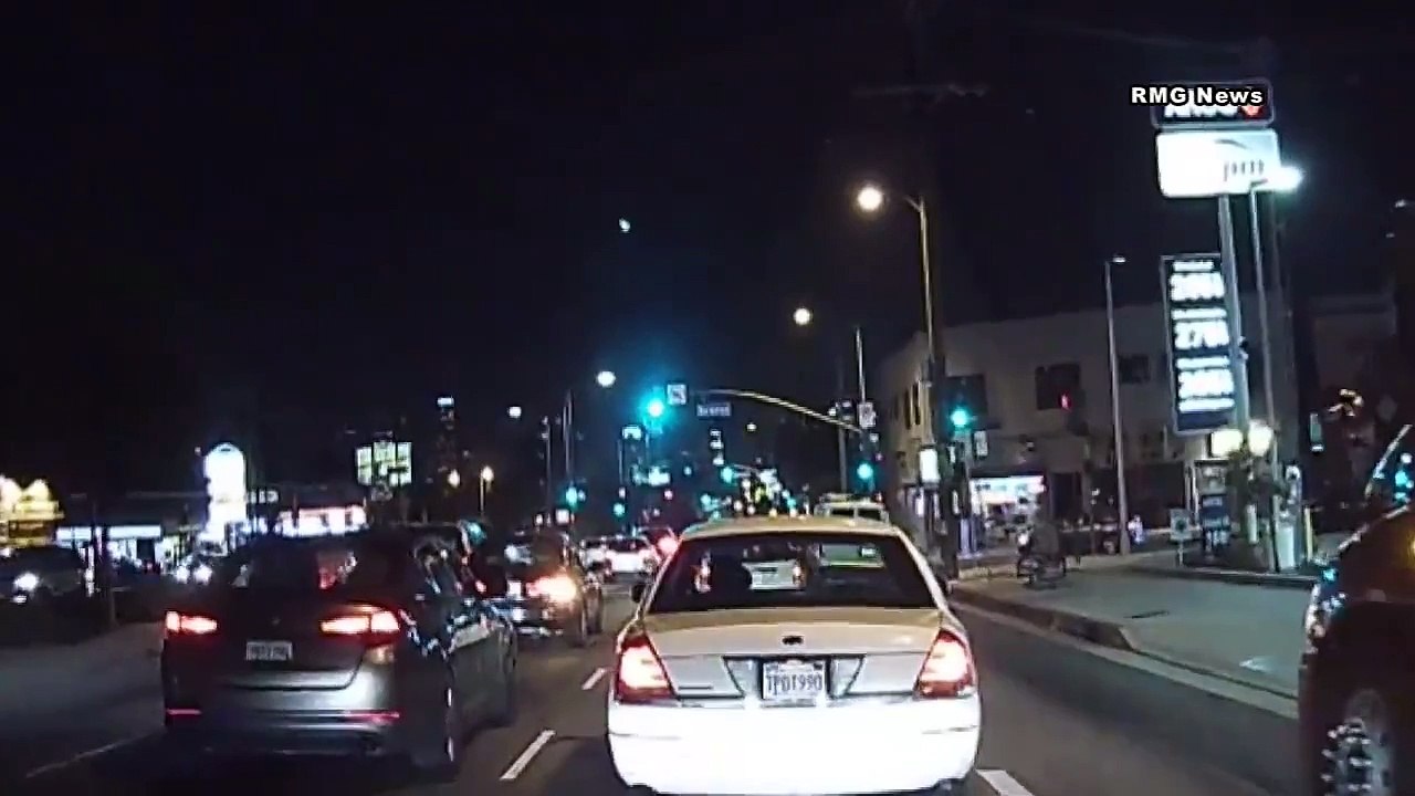 Misteriosa luz verde cruza el cielo de California