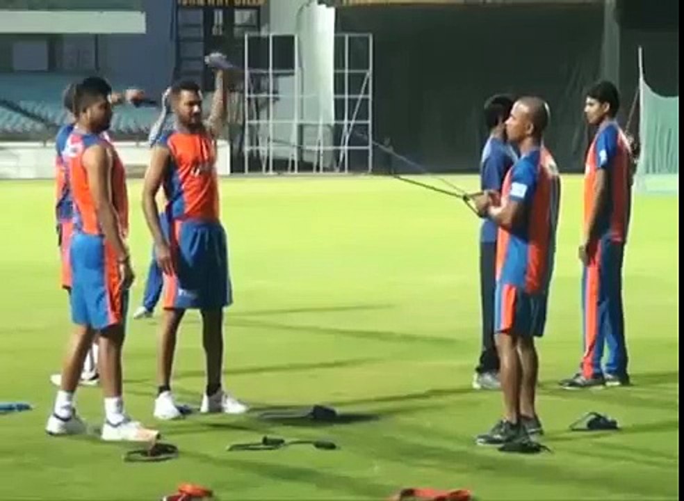 Live IPL 2016 Delhi Daredevils vs Gujarat Lions   Match 23   T20 Live Score   at Delhi