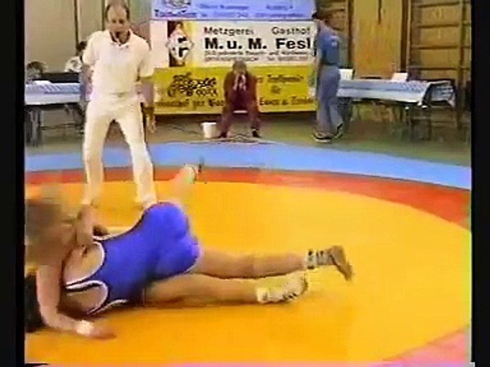 Women´s wrestling decisions 6