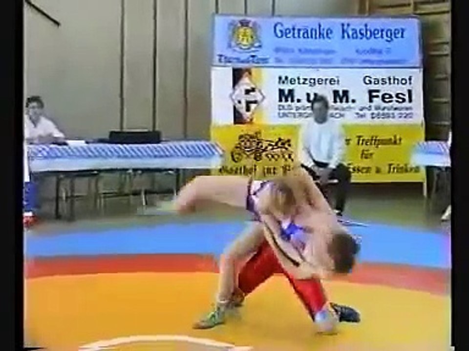 Women´s wrestling decisions 1