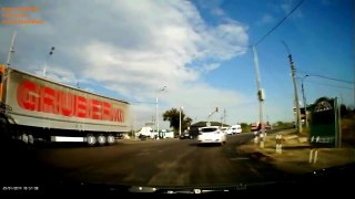 Car Crash Compilation September 11 09 2015, Russian Road Rage 2015