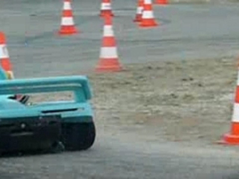 Un kart qui boost pas mal au "rally" de Aix Les Bains