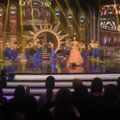 Awards Show 2016  Sohai Ali Abro Performance on Gulabo and Deewani Mastani Song