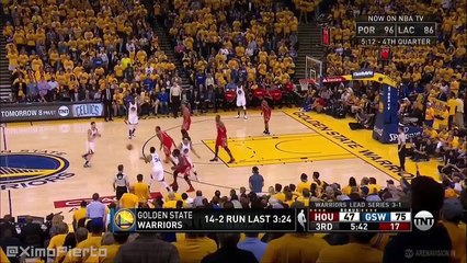 Stephen Curry is Pumped Up after Thompson 3