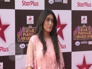 Simi Looks Gorgeous In Western Outfit On The Red Carpet | Star Parivar | Award Function | Star Plus