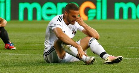 Cenk Tosun, Az Süre Aldığı İçin Ayrılık Planları Yapıyor