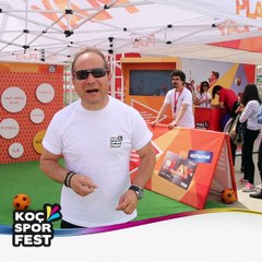 #olurmuolur dedik ve her şutu kelimeye dönüştürerek tweet atmanı sağlayan bir oyun icat ettik.! #KocSporFest #BizdeVariz