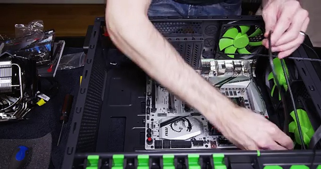 How To Build A Gaming PC 37