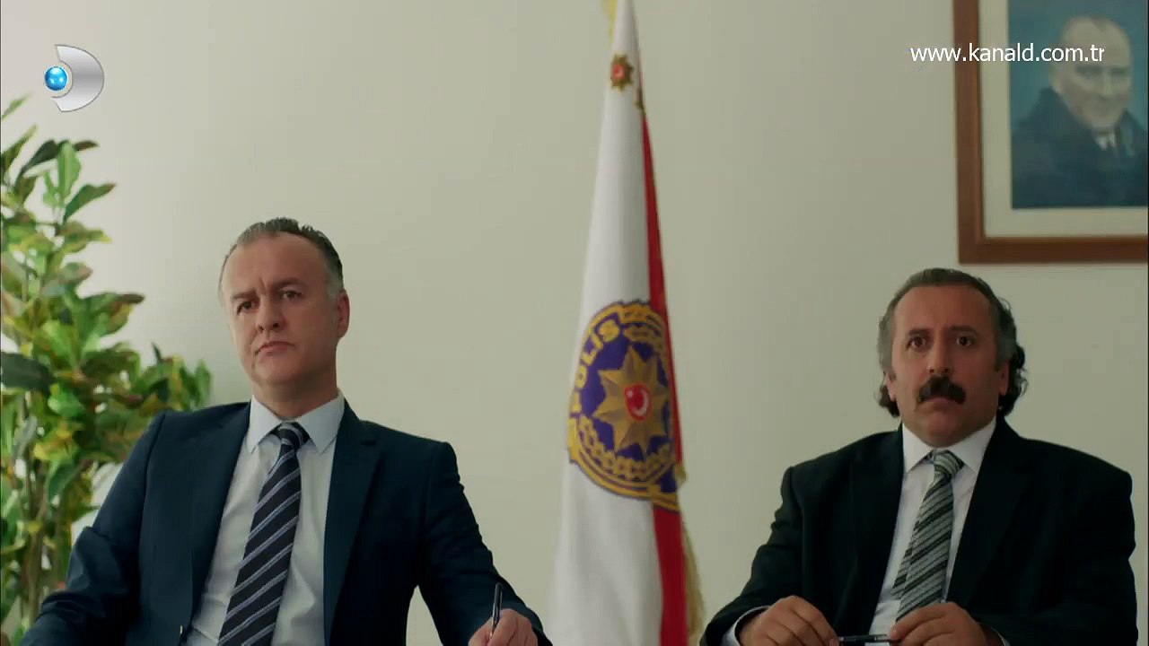 Poyraz Karayel 55. Bölüm - Kaderde kanun kaçağı olmak da varmış!