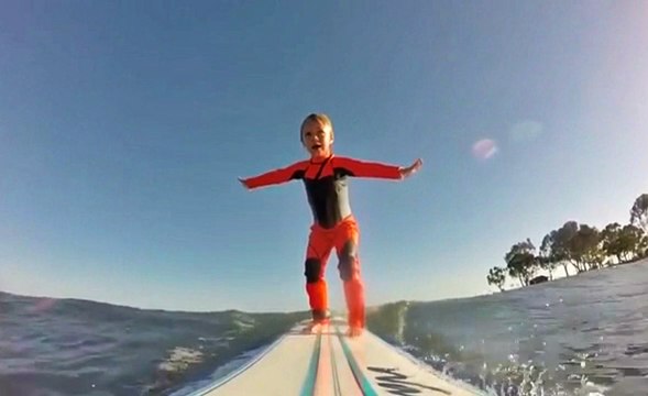 The Moment A 4 Year Old Falls In Love With Surfing
