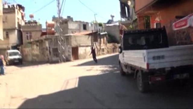 Adana Uyuşturucu Operasyonu Güvenlik Kamerasında