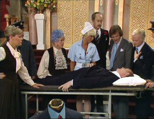 Are You Being Served S07e04 @ Mrs. Slocombe, Senior Person