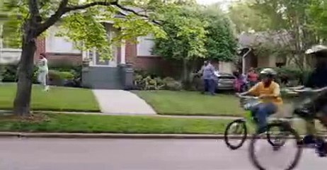 Barbershop: The Next Cut (2016) //Ice Cube, Regina Hall, Anthony Anderson >>