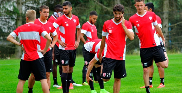 L'avant-match de VAFC-ASNL