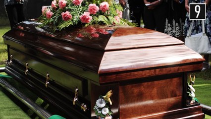 10 Strangest Ways People Have Died