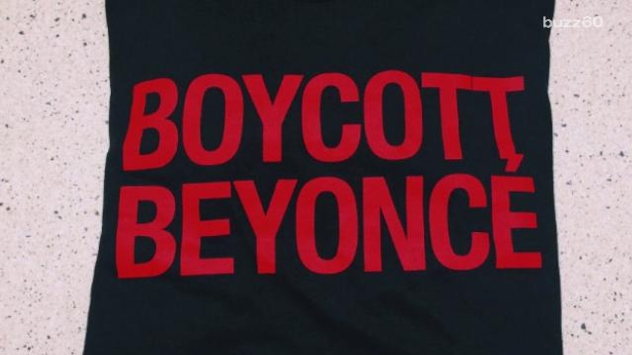 'Boycott Beyonce' T-Shirts on Sale at Beyonce Concert