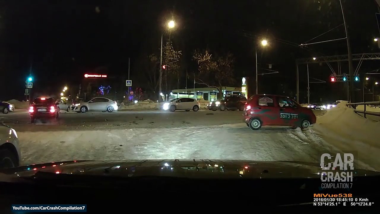 Car Crash Compilation # 712 - April 2016 (English Subtitles)