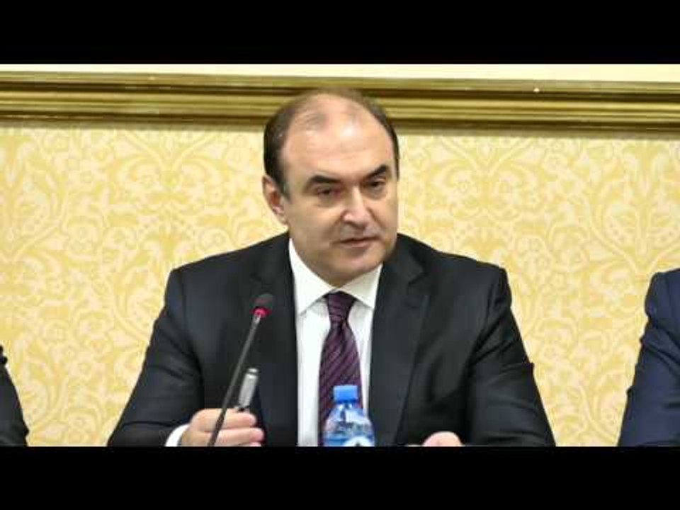 MInistri i Transportit Haxhinasto prezanton aplikacionin "Smart Transport Albania"