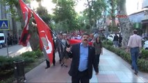 İzmit'te Türk Bayraklı Laiklik Yürüyüşü