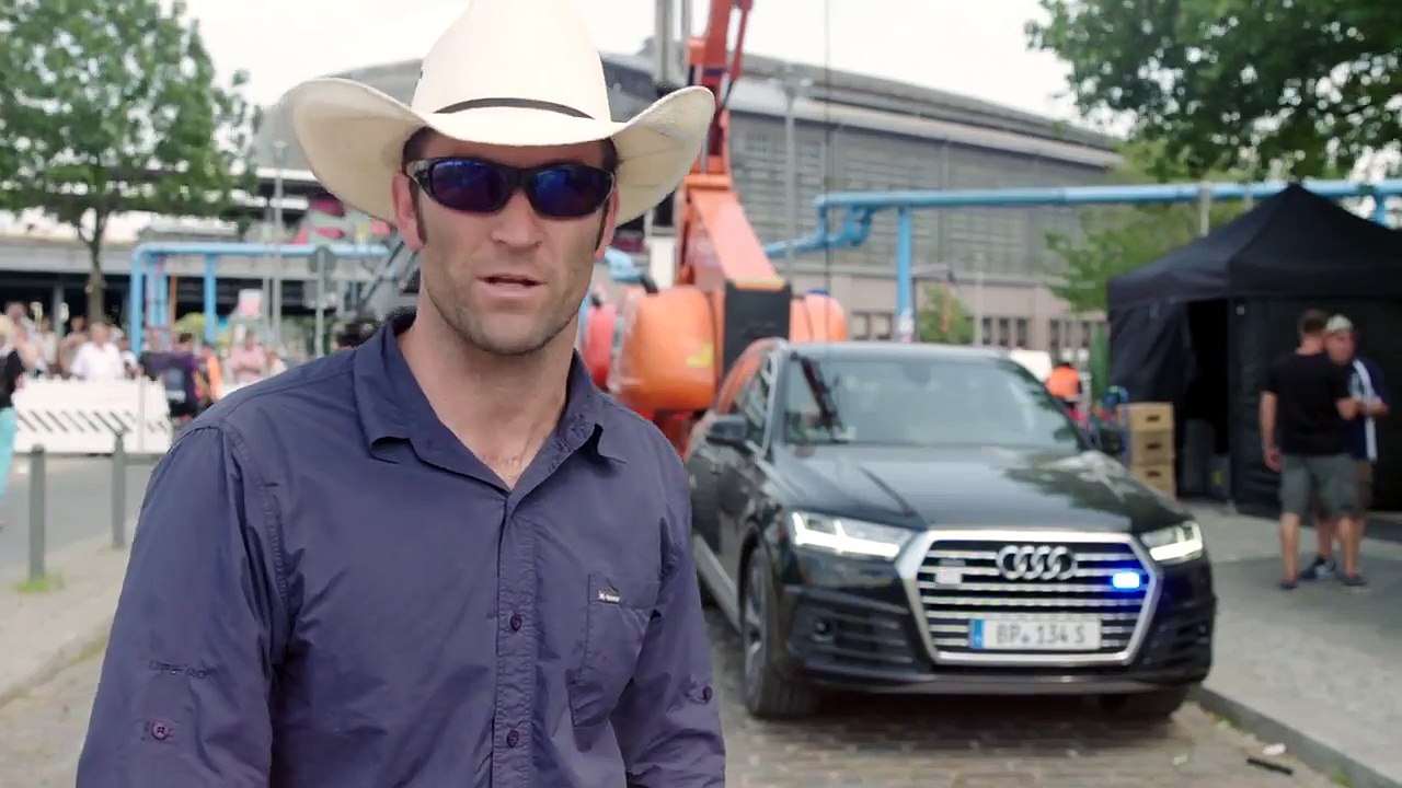 Tunnel Chase Featurette - Marvel's Captain America- Civil War- Clip | HD Trailers