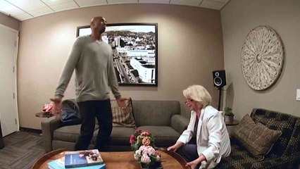 Kobe Bryant Pranks Esthetician
