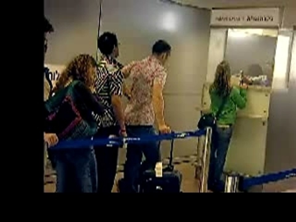 Contrôle De Passeports