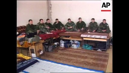 Kosovo: Serbs demand release of hostages - 1999