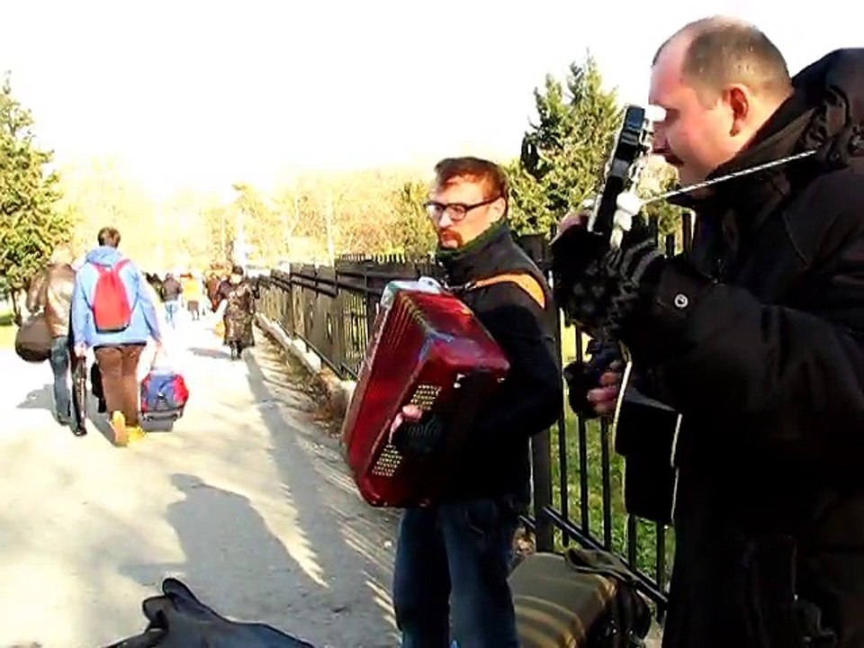 Разверни гармонь пошире! (дуэт _Обрез_)