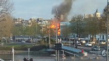 Impressionnant incendie sur la presqu'île de Caen