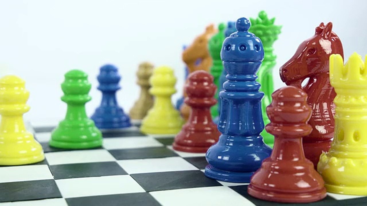 Pule y refina las piezas impresas en 3D con esta máquina