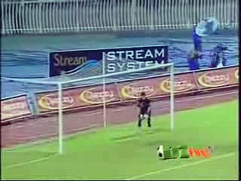 Coulibaly Vs. USMA الهدف الأسطوري لكوليبالي في مرمى زماموش_2