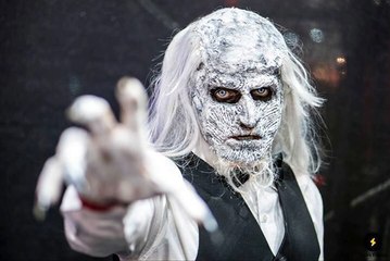 Game of Thrones White Walker Cosplayer show from alicestyless.com