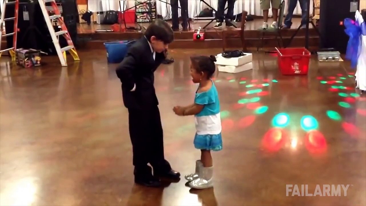 Epic Dancing Fails Compilation || FailArmy