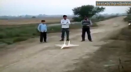 amazing toy of fighter plane