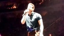 Jeff Timmons singing Invisible Man to me in Pittsburgh!!