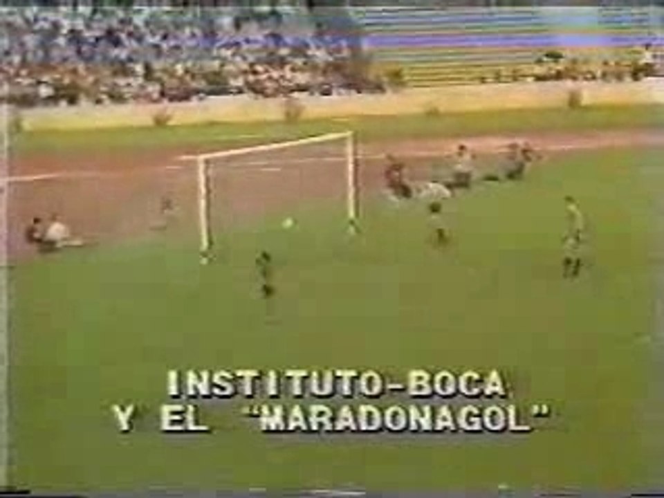 Maradona_nacional1981_boca2-instituto0