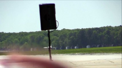 2016 AirPower Over Hampton Roads - F-22 Raptor Demonstration