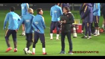 Lionel Messi Nutmegs Luis Suarez in Training