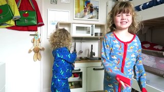 IKEA kids kitchen review | the DUKTIG cooking show | Ad