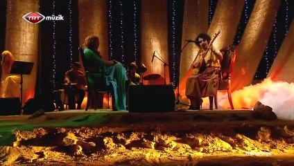 bakma başkasına o ela gözlerinle değmesin başka gözlere