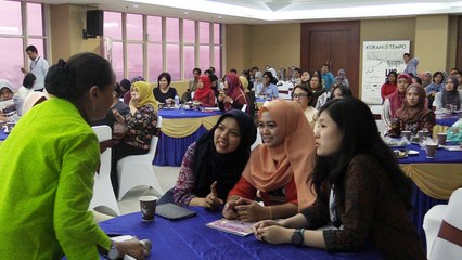 Korupsi, Tulisan dan Teknologi di Sekeliling Perempuan