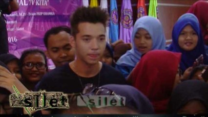Antusias Mahasiswi saat Stefan William Menjadi Pembicara di Sebuah Kampus - Silet 29 April 2016