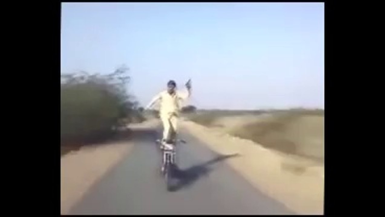 best motorcycle wheeling accident videos with pakistani boy