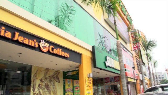 Latte Art Coffee At Gloria Jeans Coffees _