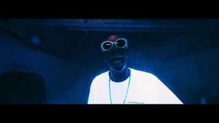Wiz Khalifa - Bake Sale ft. Travis Scott [Official Video]_clip4