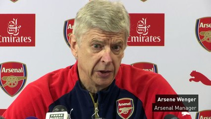 Wenger turns on fans over 'difficult climate'