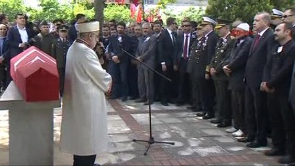 Cumhurbaşkanı Erdoğan Şehit Cenazesine Katıldı 2